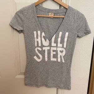 Hollister top